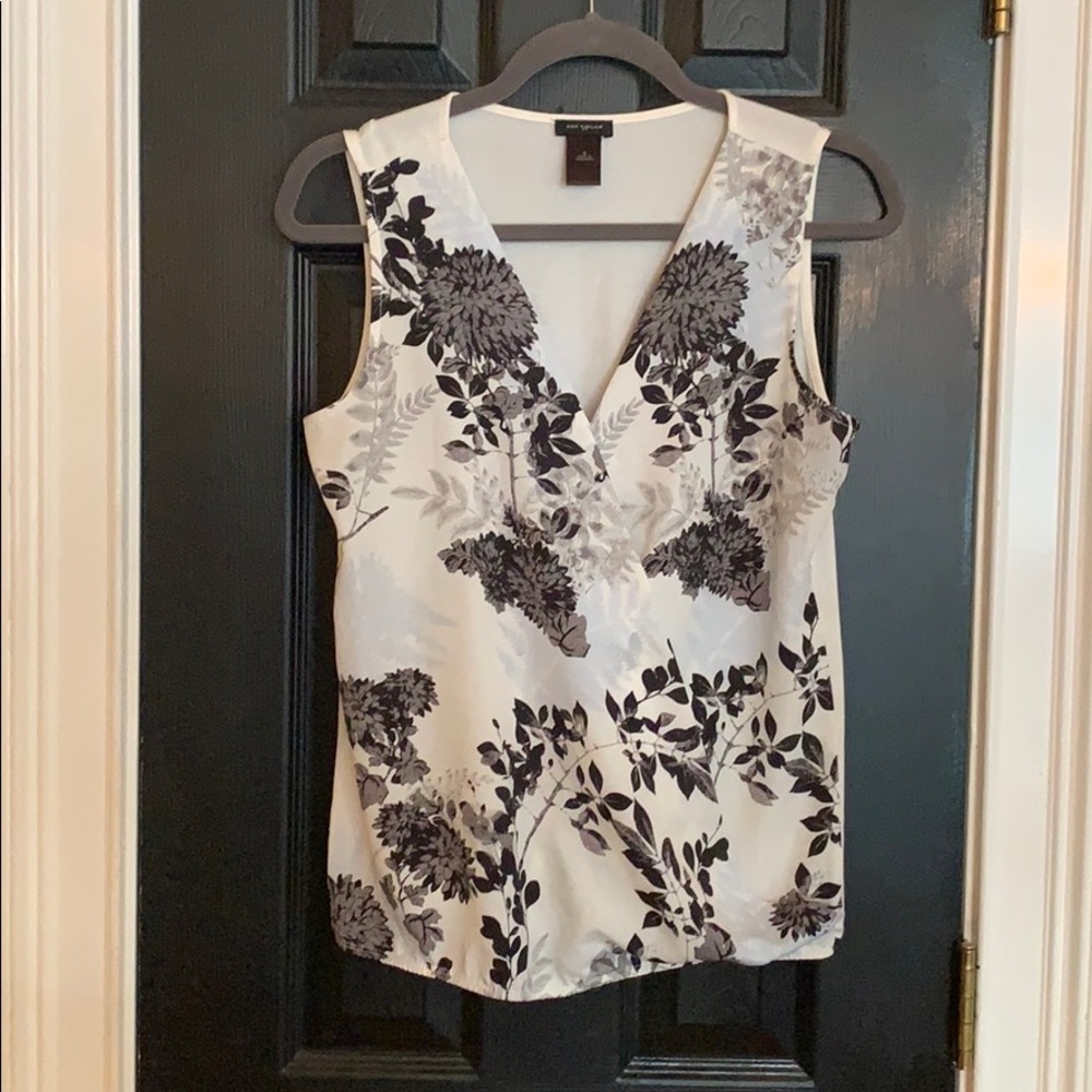 Ann Taylor blouse size Small
